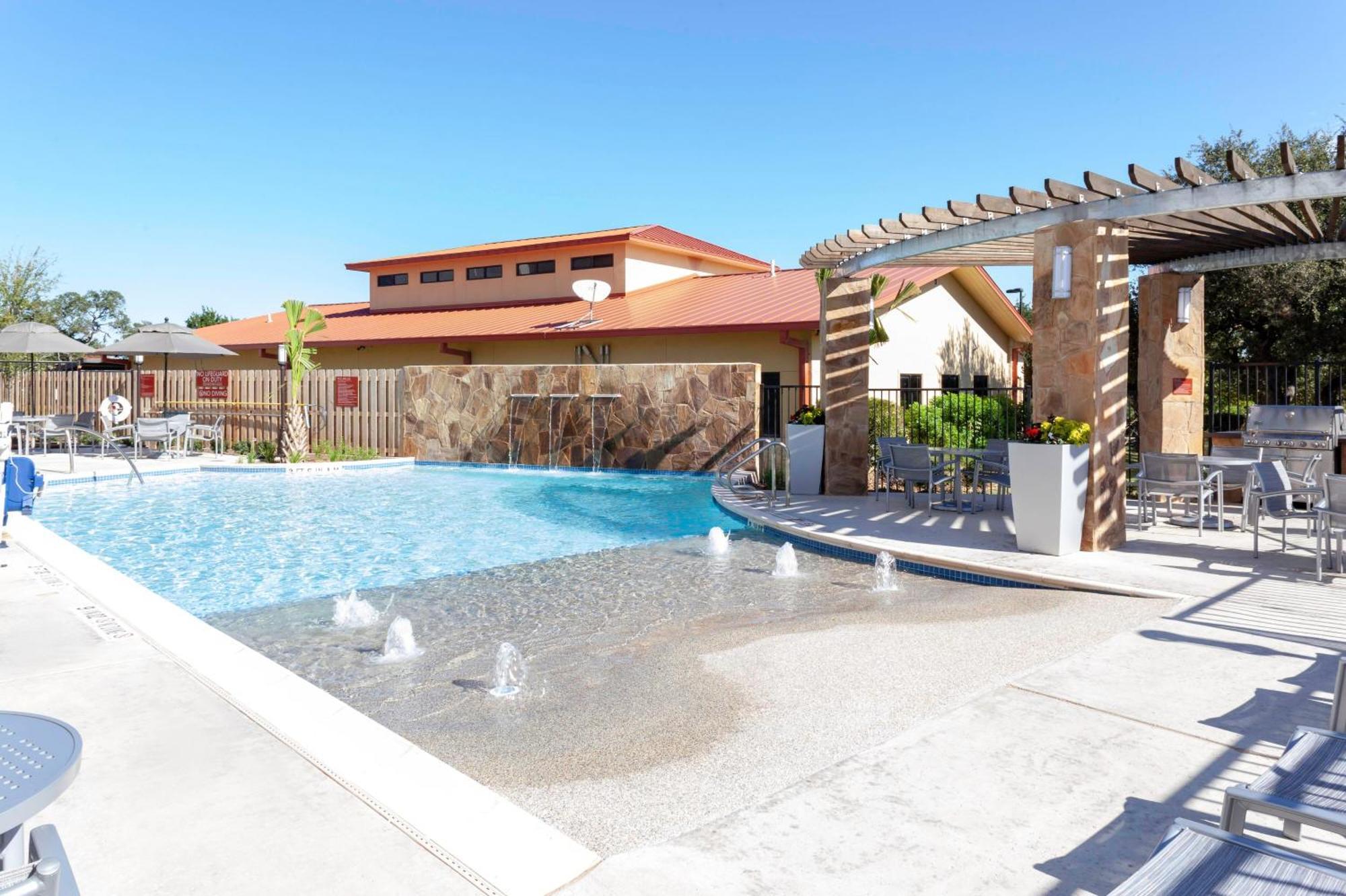 Towneplace Suites By Marriott San Antonio Westover Hills Εξωτερικό φωτογραφία